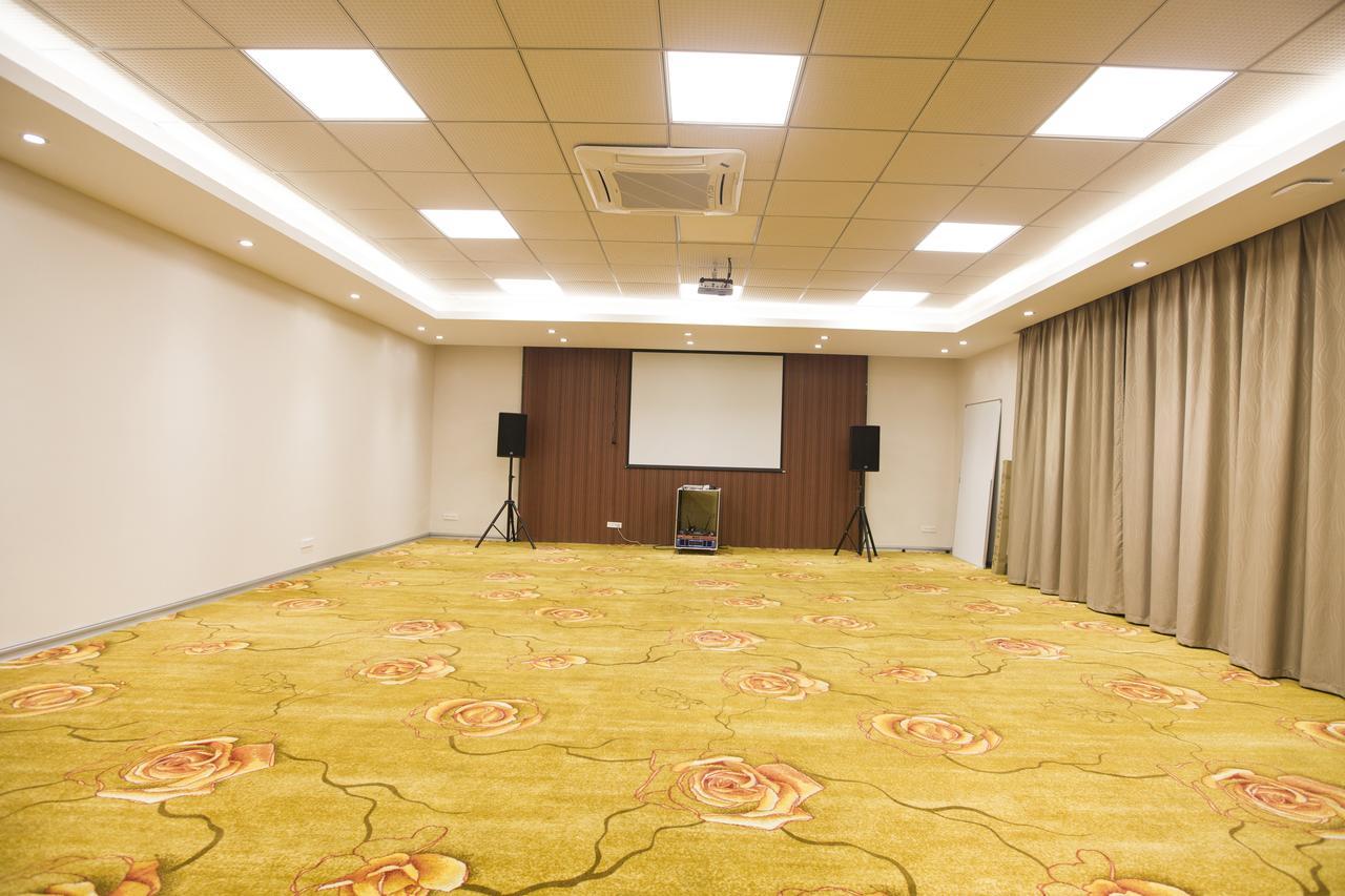 Jtour Inn Guilin Railway Station Экстерьер фото